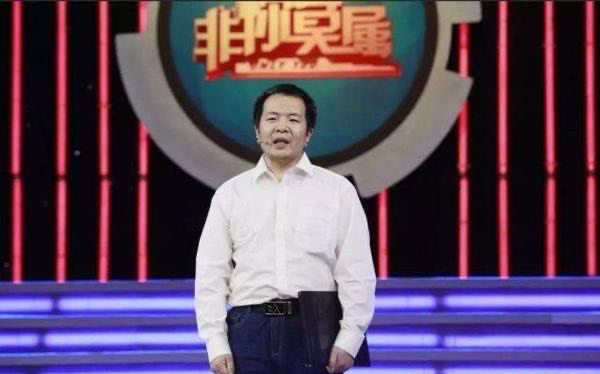 刘本良再成笑柄，自媒体故意编造他发明梦幻充电电池，年薪亿万美元