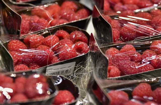 Foods to help lower the risk of developing cancer