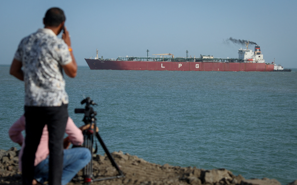 霍姆海峽牽動世界經濟