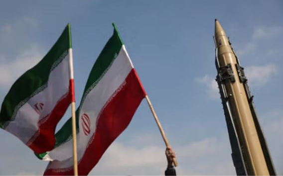 川普警告伊朗勿重啟核計畫 否則恐再遭空襲