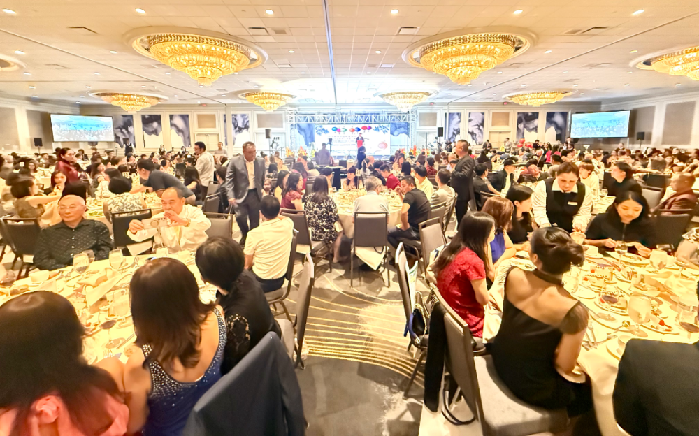 大休斯頓地區中秋晚宴暨中國人活動中心成立30周年慶典隆重舉行