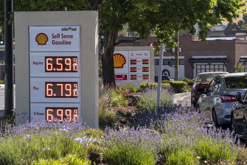 gas station prices June 2022