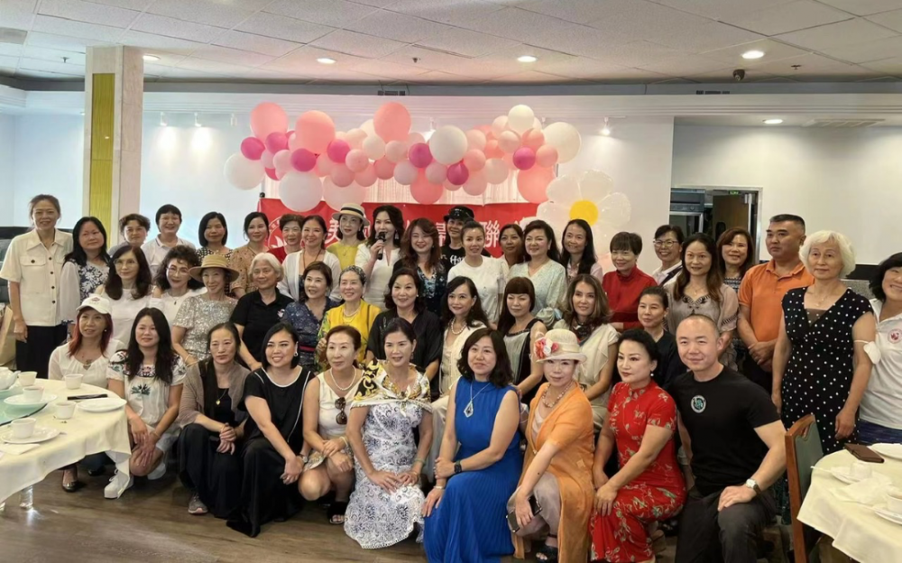 美國華人婦女聯合會洛杉矶舉辦安全防範講座