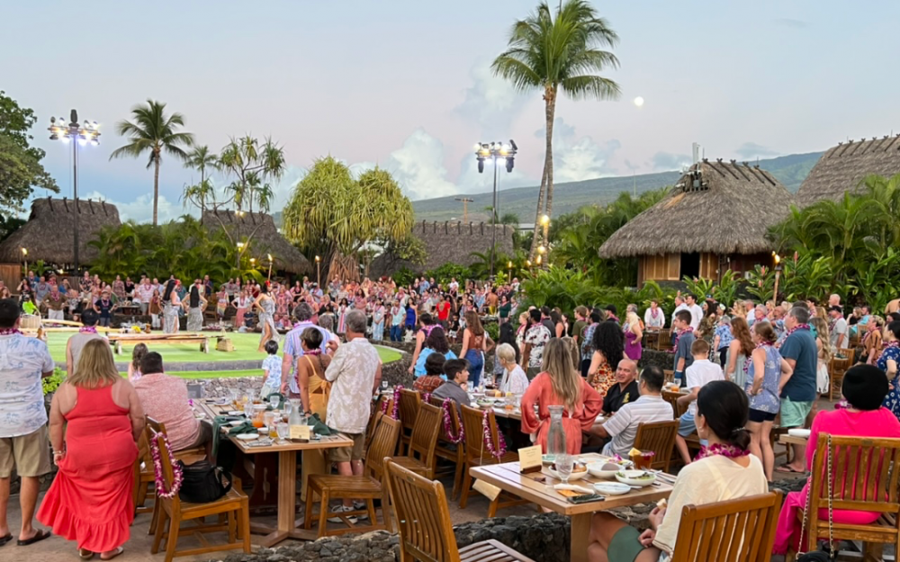 夏威夷毛伊島傳統拉海納草裙舞劇場盛宴   吃喝玩樂的天堂