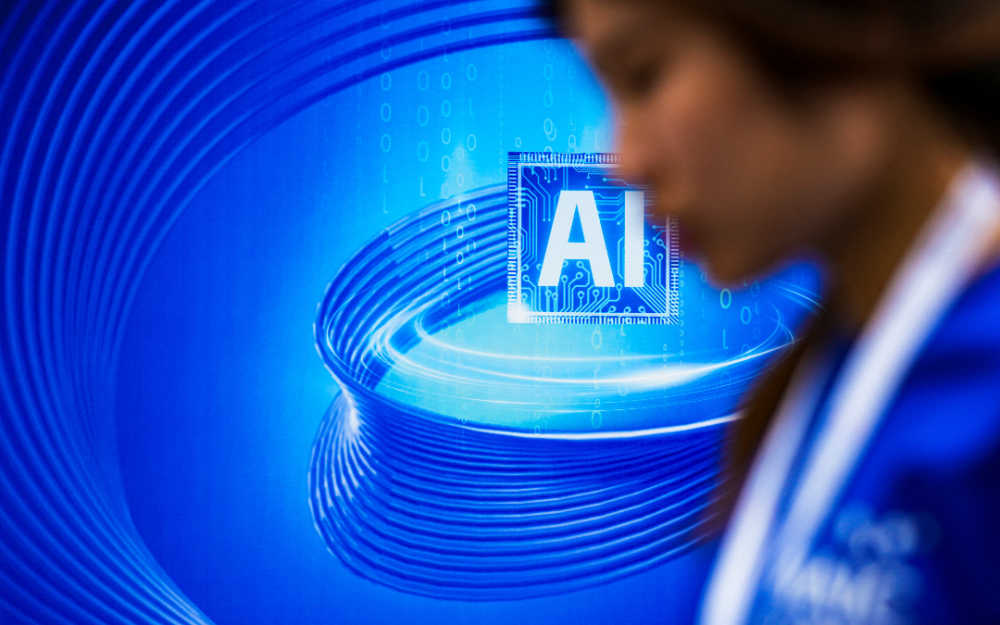 黄仁勋示警：美若退让　中国将迅速主导AI市场