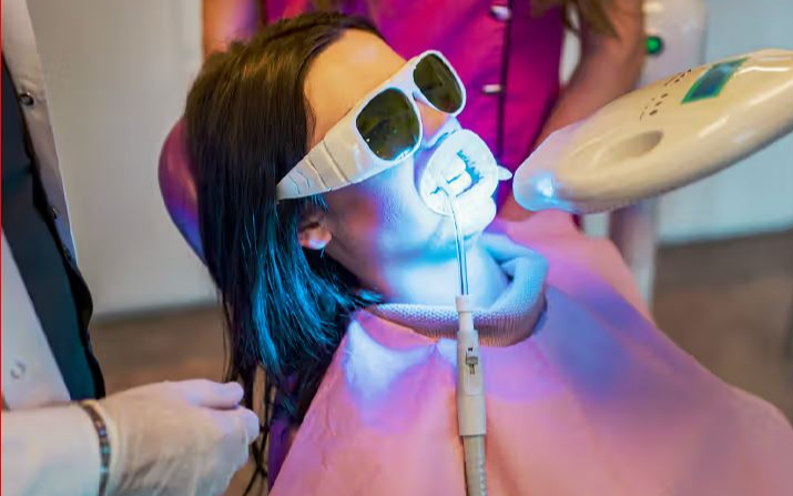 大天使植牙专科 周启诚医生专栏 41 –美白牙齿的各种选择！