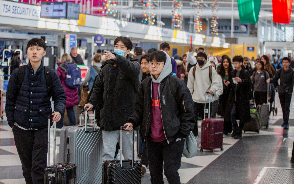 繁忙旅游季 今年感恩节创下新纪录