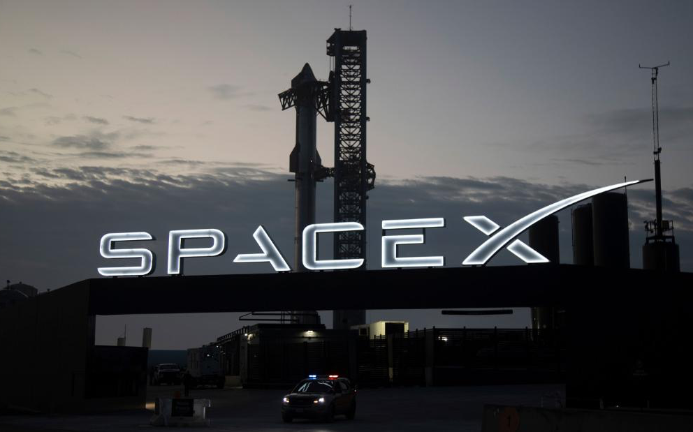 SpaceX 星际飞船在完成大部分试飞后返回地球时失踪
