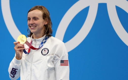 美國遊泳巨星萊德基獲1500米自由泳冠軍並獲奧運會該項目首枚金牌
