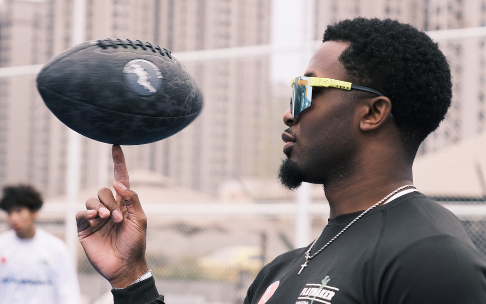 休斯顿的大学橄榄球新星超级碗周末走向世界