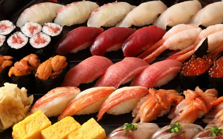 食用生的或未煮熟的鱼类或贝类的海鲜食物  会让消费者面临多种食源性疾病的不必要的风险