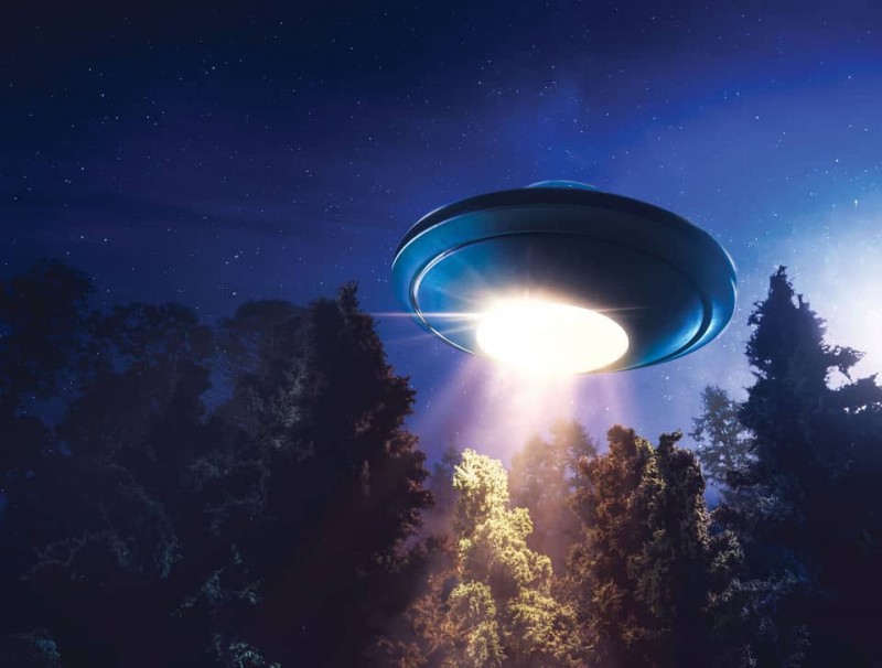 A ufo in the sky

Description automatically generated