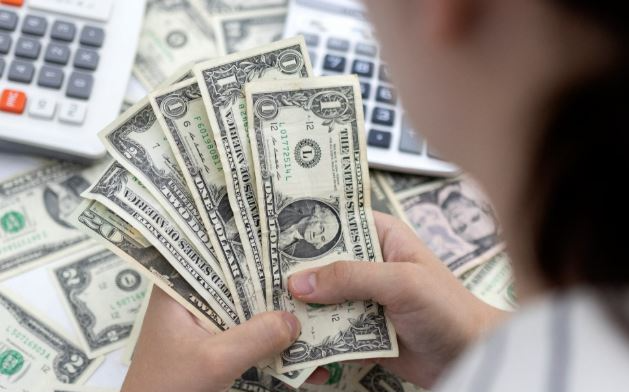 川普拟给全国民眾分红　白宫：正评估