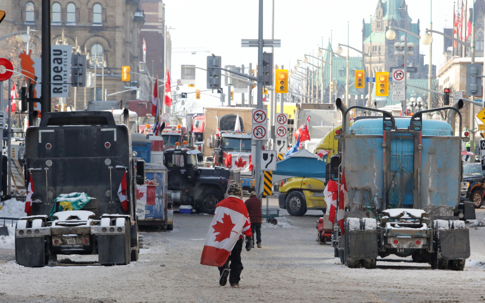 车司机抗议  加拿大安大略省宣布紧急状态