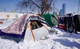 危害市容,德州立法者擬禁止遊民路邊搭帳篷