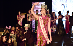 休斯頓華埠小姐獎學金選美大賽    蘇天愛憑借精彩古筝演奏一舉奪冠