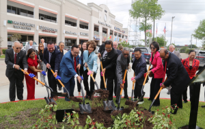 趙小蘭部長蒞臨美南報業 出席「領導力與傳承」高端對話活動