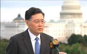 中国驻美大使秦刚接受凤凰卫视独家专访:中美应梳理被脱钩领域 加强沟通协商再挂钩