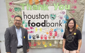 做“美国好公民”，美福阳光在行动 阳光长者走进休士顿食物银行，传递爱与责任