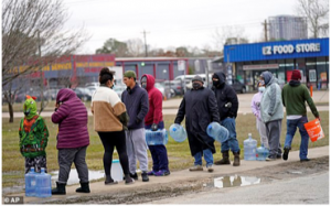 冬季风暴电源故障将德州推向电网瘫痪 缺水缺食危机 灾难因德州的不当领导及反对法规和準备工作所造成的错误
