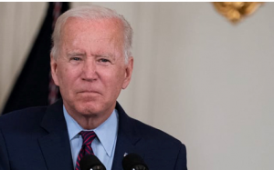 民主党参议员闹内訌拖累拜登总统推动的两大重大法案  拜登斥责不负责任的共和党玩债务上限的俄罗斯轮盘赌