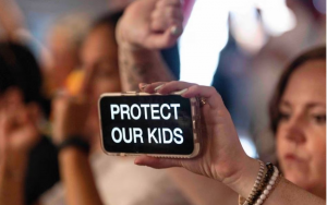 研究:2021年美國兒童遭槍殺人數創新高