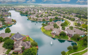 休斯顿地产市场全景透视：机遇与挑战并存