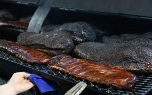 德州三家烧烤店入选《Food & Wine》 全美十大榜单再次印证「烧烤之都」地位