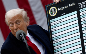 川普：将宣布一些不错协议 对其餘逾150国徵同样关税