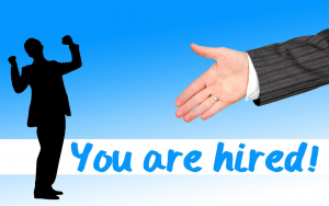 疫情失业潮 留学生如何找到高薪工作？