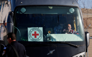 首批以色列13人质返国！12泰人获释