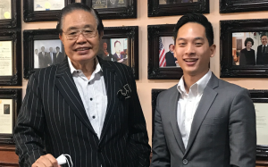 年轻、希望、活力，我们需要改变！ 请支持关心华裔的哈里斯县区长候选人周浩恩