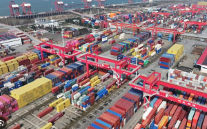 金融時報:川普4/2擬分兩步驟祭關稅