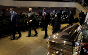 美明州举行佛洛德首场追悼会