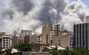 以色列称伊朗违反特朗普宣布的停火协议 再次下令空袭德黑兰