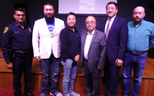 州議員吳元之舉辦「護家護民社區安全大會」 上周四晚在文化中心盛大舉行,休士頓警察局長Troy Finner親自出席