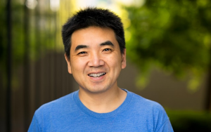 聞名全球視頻會議軟件公司Zoom創始人袁征 今在網上直播訪談,談其創業過程及創意計劃