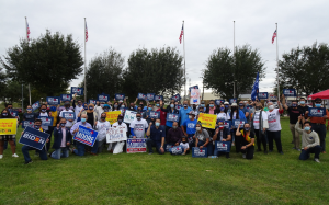 民主党拜登支持者昨集会