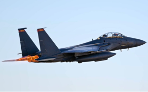 伊朗擊落美軍戰機引爆沖突新拐點　美伊戰爭進入高風險升級階段