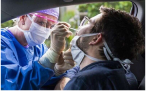 Delta 变种的威胁每天都在增加 超过了新病例的 50% 抗疫队长福奇警告德尔塔新冠病毒变种将成為美国确诊主流