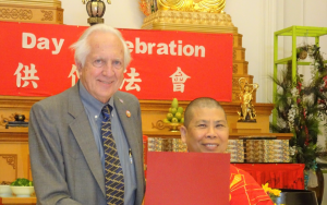 佛光山中美寺周日上午举行 盂兰盆供僧法会，史坦福市市长亲临现场