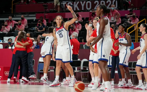 美国女篮身高马大技艺超群  东奥会暴打日本第七次夺金再登世界之巅