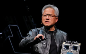 黃仁勳訪中 川普：一點都不擔心