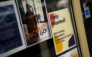 失业率升 美国7月非农新增就业不如预期 　