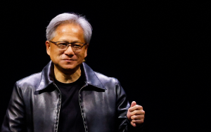 黄仁勋再访中国：科技巨头的外交平衡术