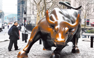 日韩救经济 注资超6千亿美金