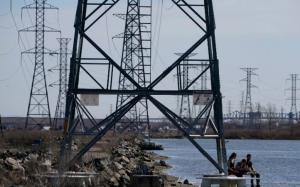 2021年11月5日星期五，国会议员AlGreen在成功通过基础设施投资和就业法案后发表了以下声明：国会议员格林说，这项两党立法是一项巨大的成就。