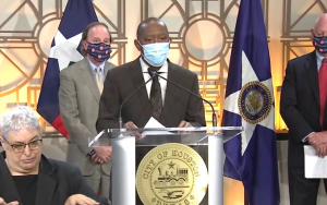 休斯頓市長:“風暴中期”  休斯頓新冠病例數據越來越差