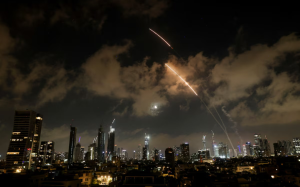 哈梅内伊拒绝美方“无条件投降”要求    特朗普称“耐心已耗尽”    局势剑拔弩张