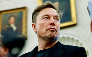 悬崖勒马    马斯克承认部分关于特朗普的言论“过火”    希望修复关系